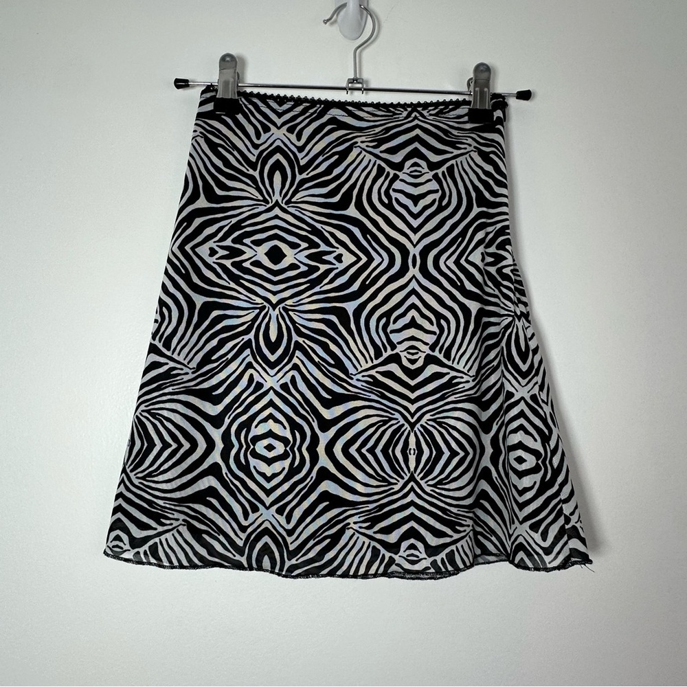 Princess Polly Women’s Zebra Print Mini Skirt Size 0
